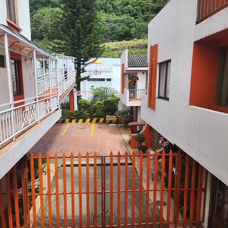 Hotel Emperador 바르보사 외부 사진