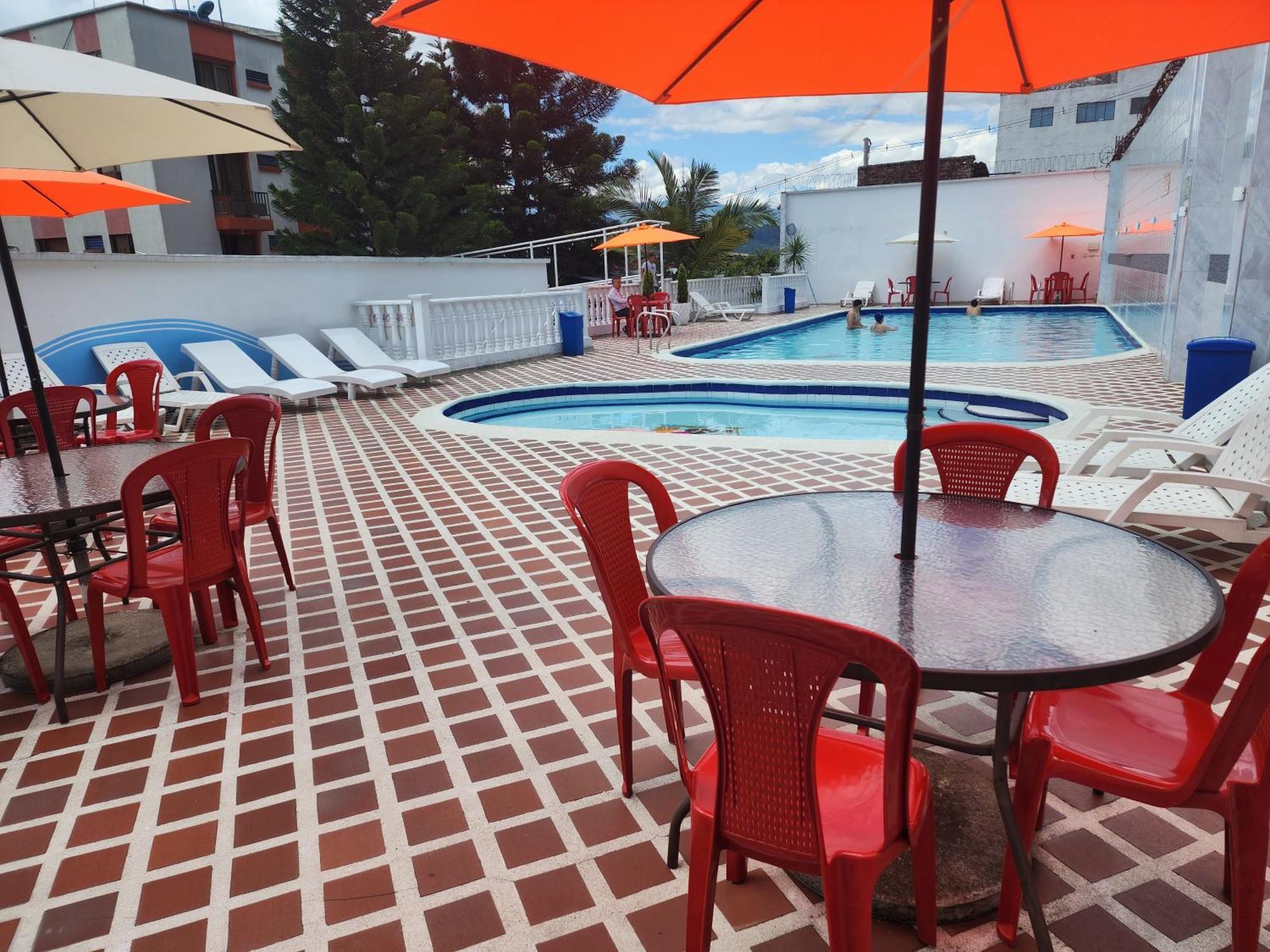 Hotel Emperador 바르보사 외부 사진