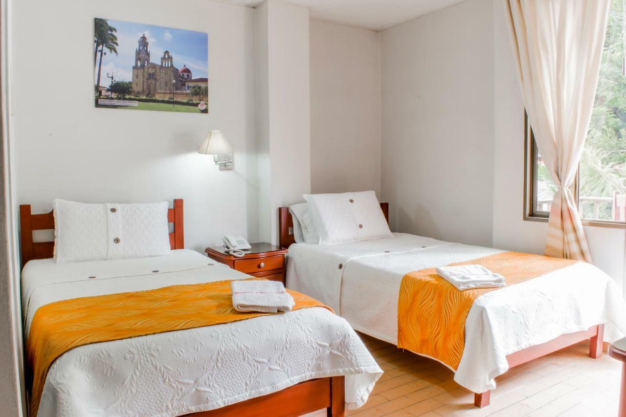 Hotel Emperador 바르보사 객실 사진